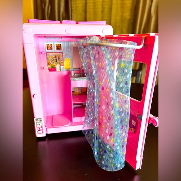 MATTEL 2019 Barbie 3 in 1 Dream Camper - Picture 10 of 13